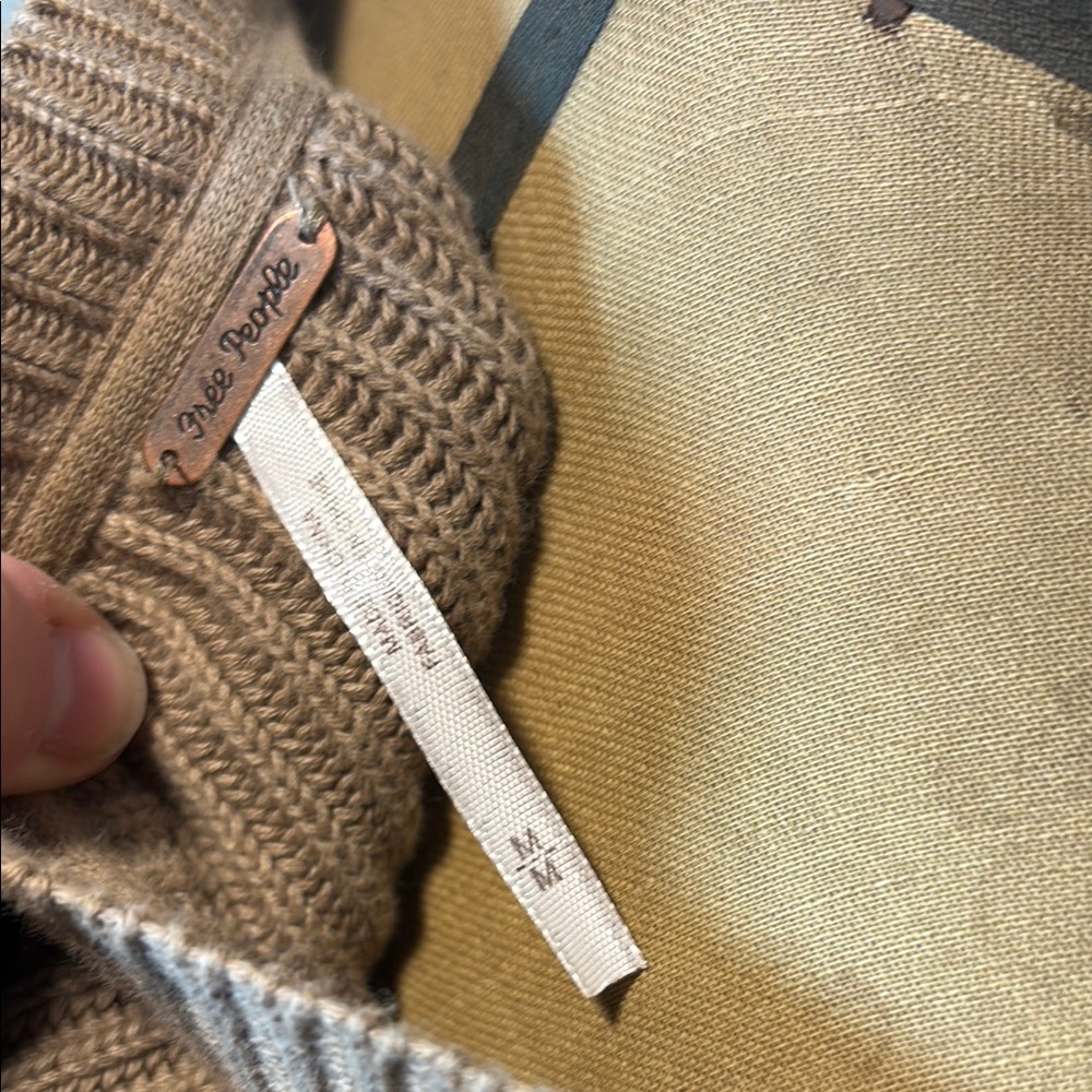 Free people sweater - Picture 3 of 4